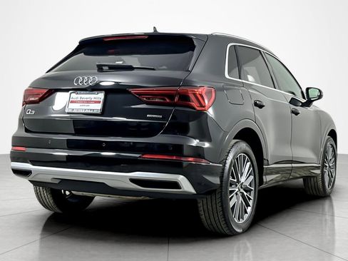 Used 2022 Audi Q3 2.0T Premium w/ Convenience Package image 5