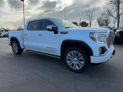 Used 2022 GMC Sierra 1500 Denali w/ Denali Premium Package image 2