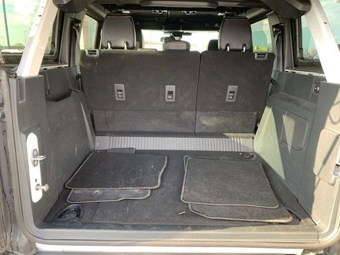 Used 2025 Ford Bronco Outer Banks image 14