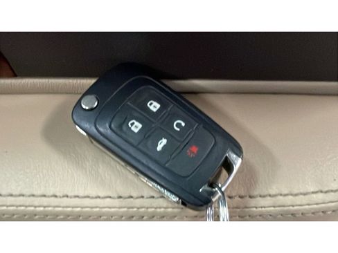 Used 2012 Buick LaCrosse Touring image 19