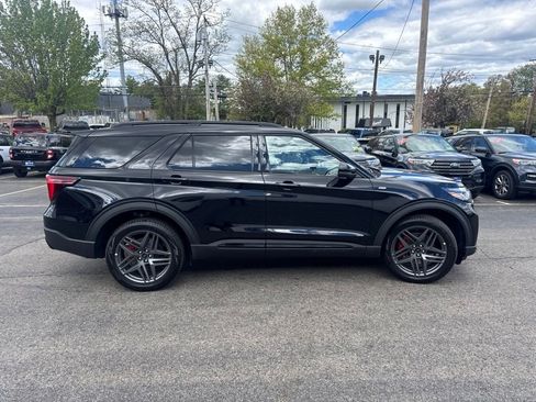 New 2026 Ford Explorer ST-Line w/ ST-Line Street Pack AWD/4WD image 35