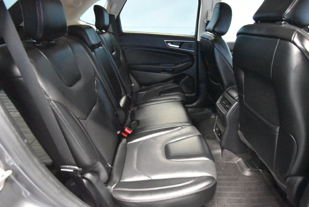 Used 2022 Ford Edge Titanium w/ Equipment Group 301A AWD/4WD image 30