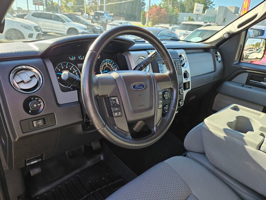 Used 2014 Ford F150 XLT w/ Equipment Group 302A Luxury AWD/4WD image 16