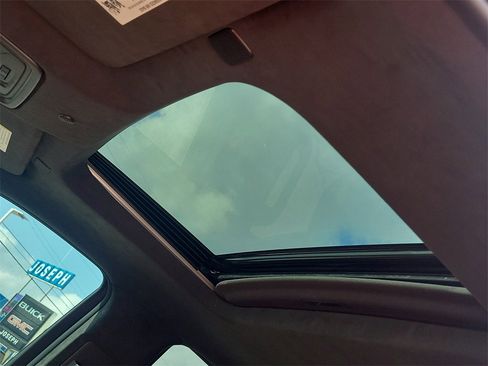 Used 2025 GMC Sierra 2500 Denali Ultimate w/ Max Trailering Package image 32