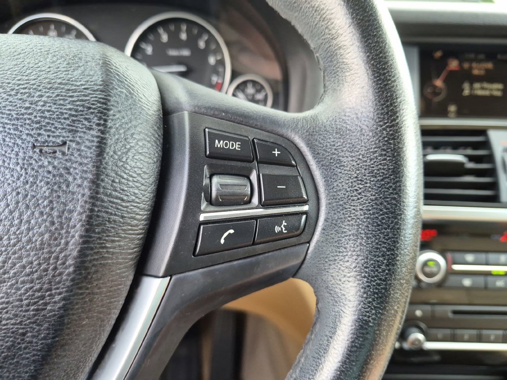 Used 2016 BMW X3 sDrive28i RWD image 23