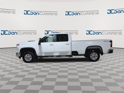 Used 2025 Chevrolet Silverado 2500 LT w/ Safety Package image 5