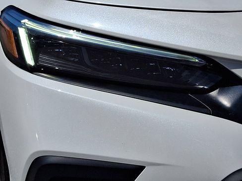 Used 2023 Honda Civic Sport image 12