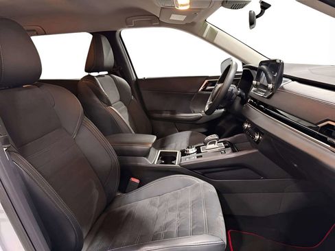 Used 2023 Mitsubishi Outlander SE AWD/4WD image 12