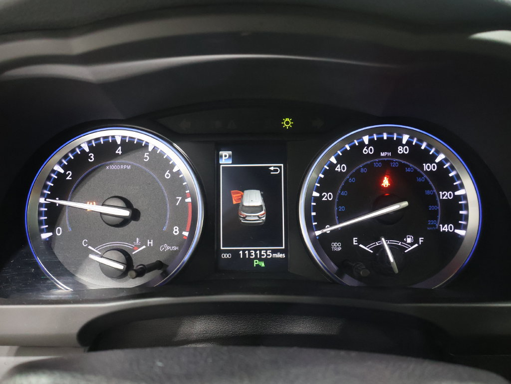 Used 2017 Toyota Highlander Limited AWD/4WD image 40