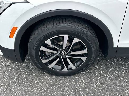 Used 2023 Volkswagen Tiguan S FWD image 30