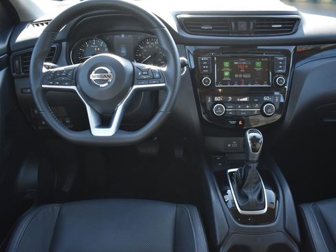 Used 2022 Nissan Rogue Sport SL AWD/4WD image 19