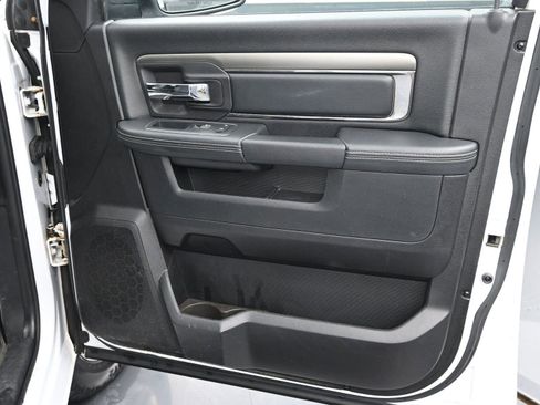 Used 2016 RAM 1500 Sport image 6