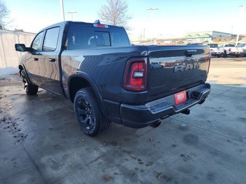 New 2026 RAM 1500 4x4 Crew Cab image 21