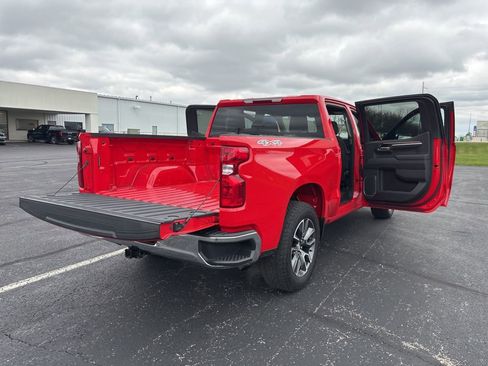 Used 2023 Chevrolet Silverado 1500 LT AWD/4WD image 20