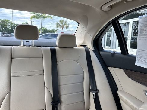 Used 2019 Mercedes-Benz C 300 Sedan image 20