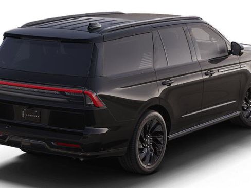 New 2025 Lincoln Navigator Reserve w/ Jet Appearance Package image 3