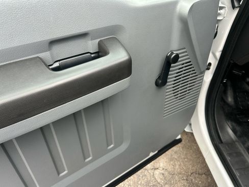 Used 2015 Ford F350 XL image 10