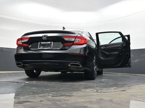 Used 2019 Honda Accord Sport image 38
