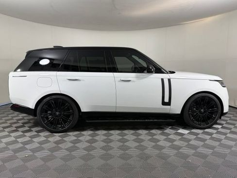 Used 2025 Land Rover Range Rover SE AWD/4WD image 8