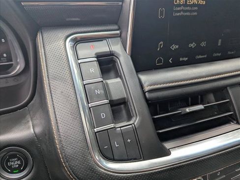 Used 2022 GMC Yukon XL AT4 AWD/4WD image 15