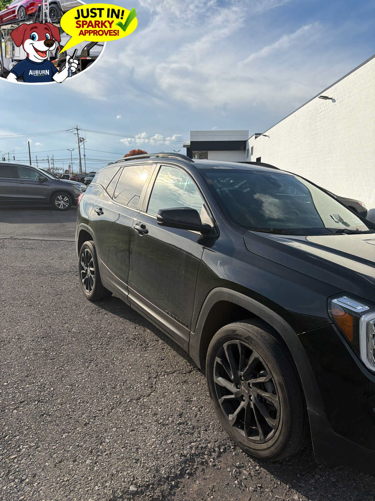 Used 2023 GMC Terrain SLE w/ Driver Convenience Package AWD/4WD image 8