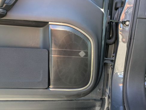 Used 2023 Rivian R1S Adventure AWD/4WD image 15