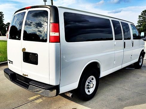 Used 2012 Chevrolet Express 3500 LT w/ LT Preferred Equipment Group RWD image 9