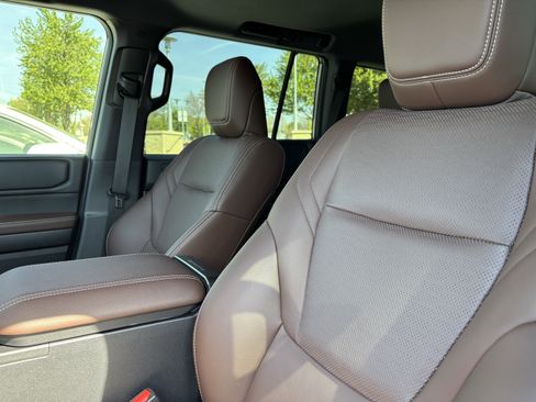 Used 2026 Toyota Land Cruiser w/ Premium Package image 17