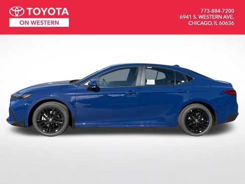 New 2026 Toyota Camry SE image 2