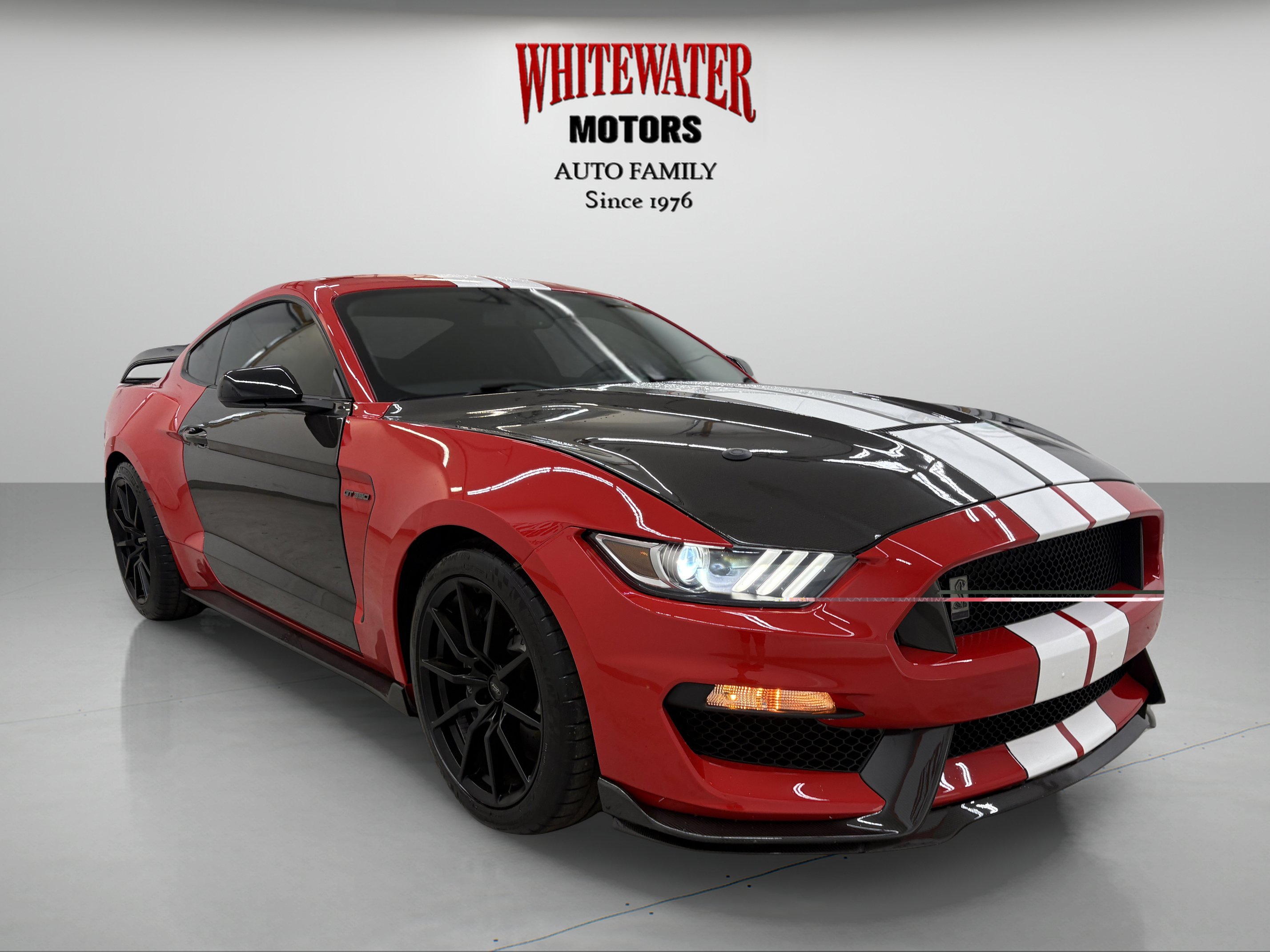 Used 2016 Ford Mustang Shelby GT350 w/ Track Package RWD image 5