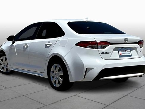 Used 2021 Toyota Corolla LE FWD image 12