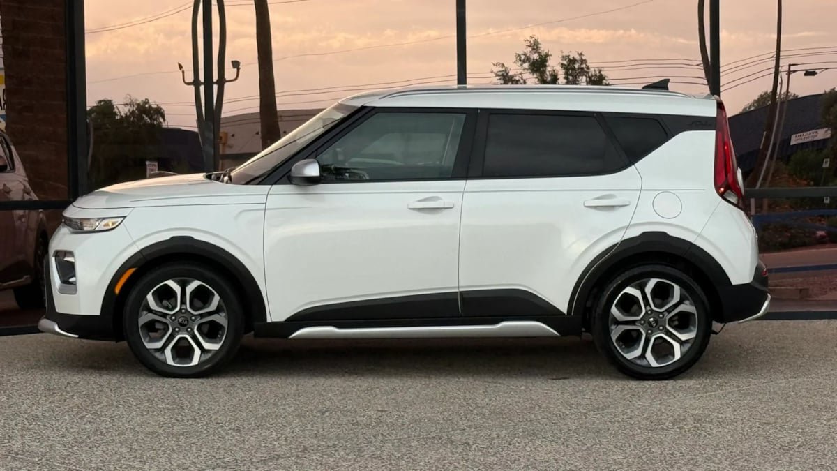 Used 2020 Kia Soul X-Line FWD image 4