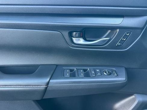 Used 2025 Honda CR-V Sport-L image 8