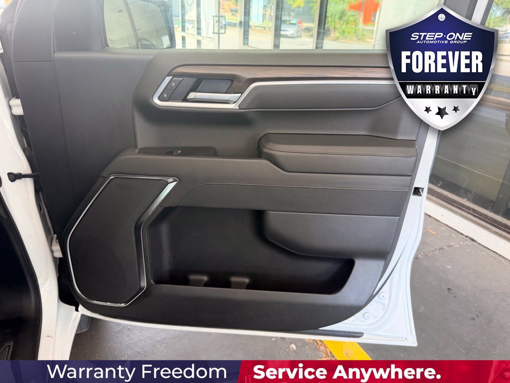 Used 2025 GMC Sierra 1500 SLT AWD/4WD image 35