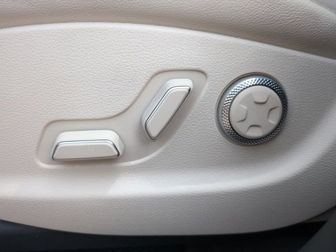 New 2026 Genesis GV80 2.5T AWD/4WD image 16