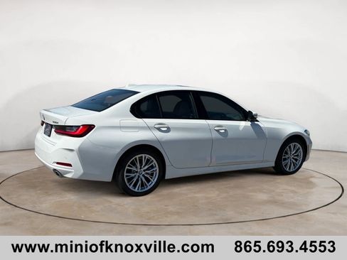 Used 2023 BMW 330i xDrive 330i xDrive w/ Driving Assistance Package image 4