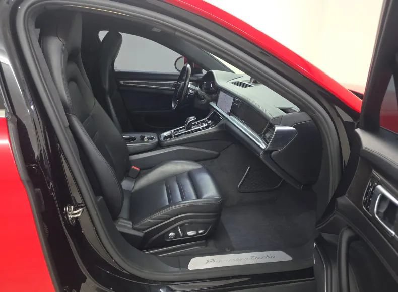 Used 2017 Porsche Panamera Turbo w/ Premium Package Plus AWD/4WD image 9