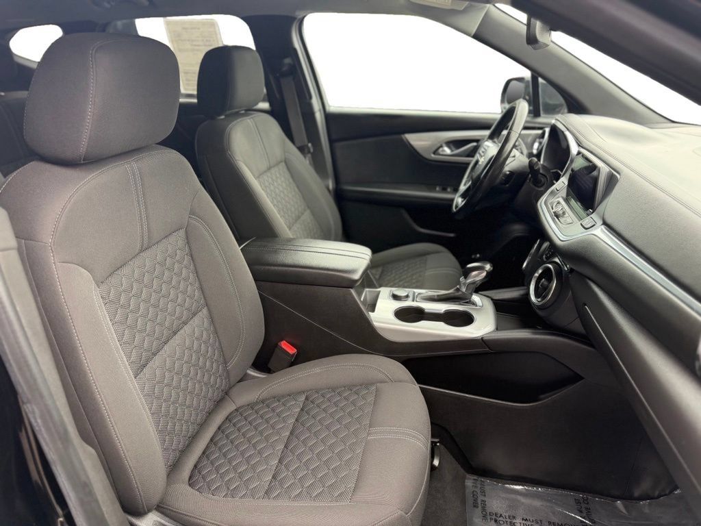 Used 2019 Chevrolet Blazer LT FWD image 8