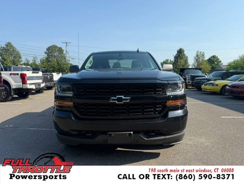Used 2018 Chevrolet Silverado 1500 Custom w/ Custom Convenience Package AWD/4WD image 3