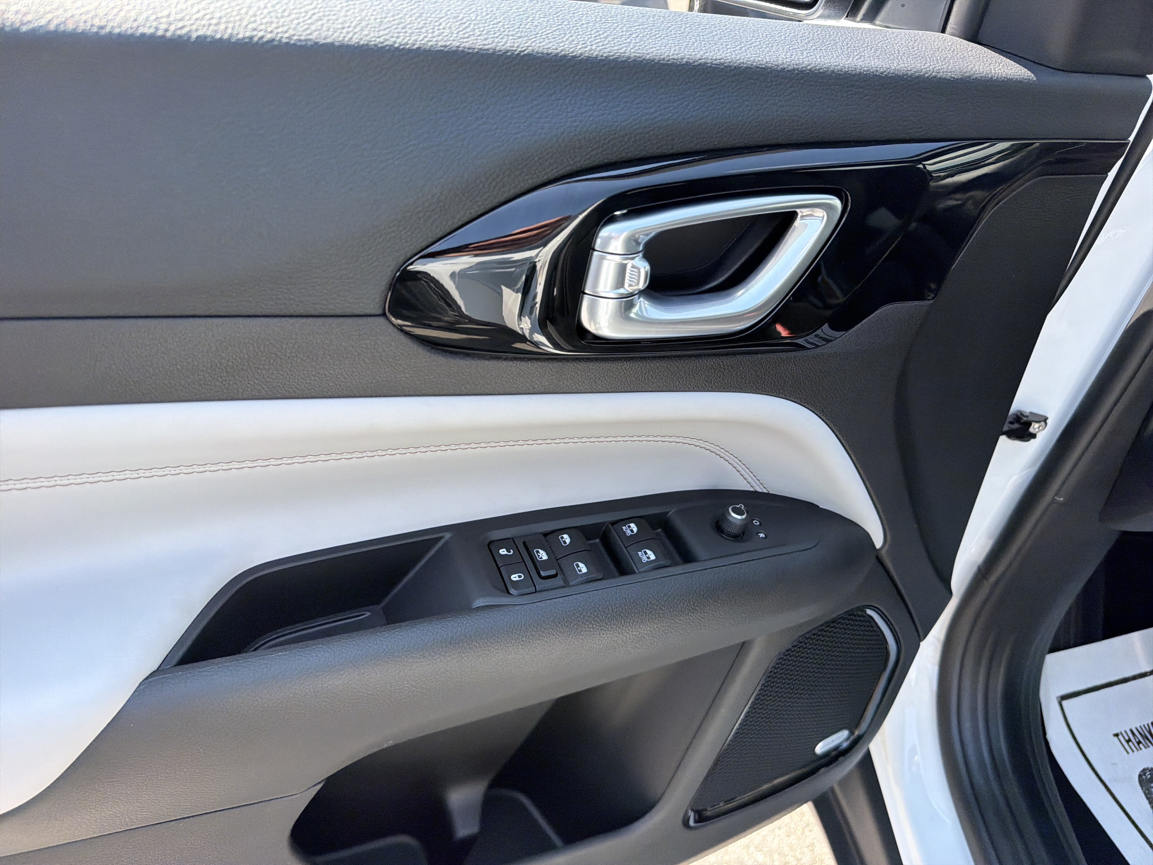 New 2026 Jeep Compass Limited AWD/4WD image 16