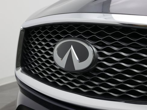 Used 2022 INFINITI QX50 Luxe FWD image 6