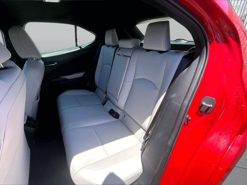 Used 2024 Lexus UX 250h FWD w/ Premium Package image 19