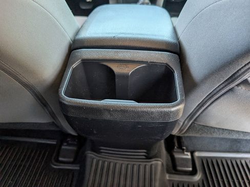 Used 2018 Toyota Tacoma SR w/ SR Convenience Package AWD/4WD image 7