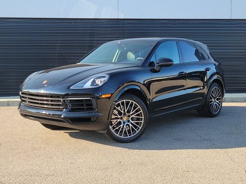 Certified 2023 Porsche Cayenne AWD/4WD image 1