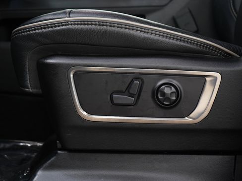 Used 2019 RAM 1500 Limited AWD/4WD image 23