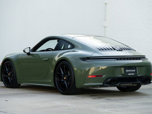 Used 2026 Porsche 911 Carrera T image 10