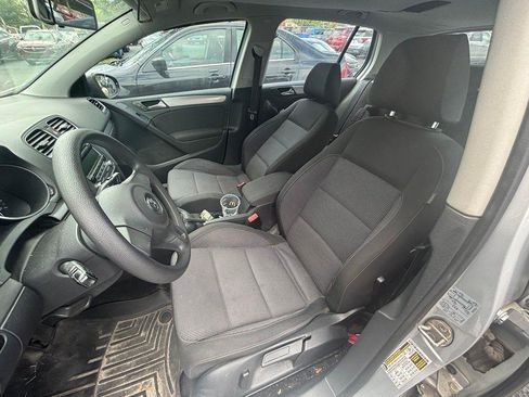 Used 2014 Volkswagen Golf 4-Door FWD image 6