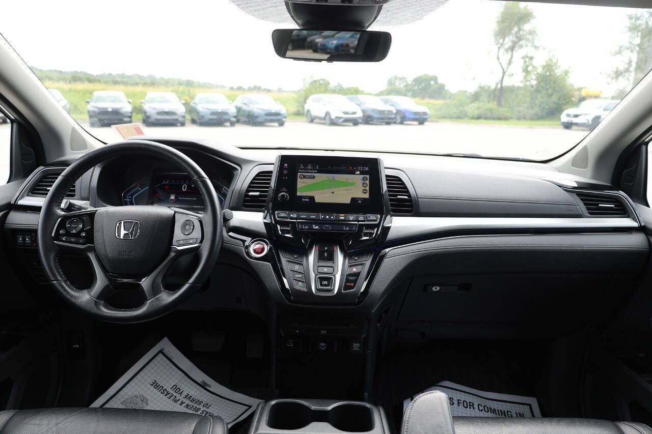 Used 2023 Honda Odyssey Touring image 14