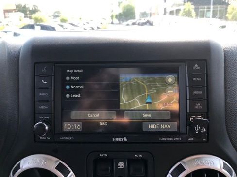 Used 2016 Jeep Wrangler Unlimited Rubicon AWD/4WD image 21
