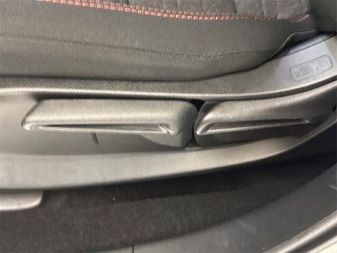 Certified 2026 Honda HR-V Sport image 22